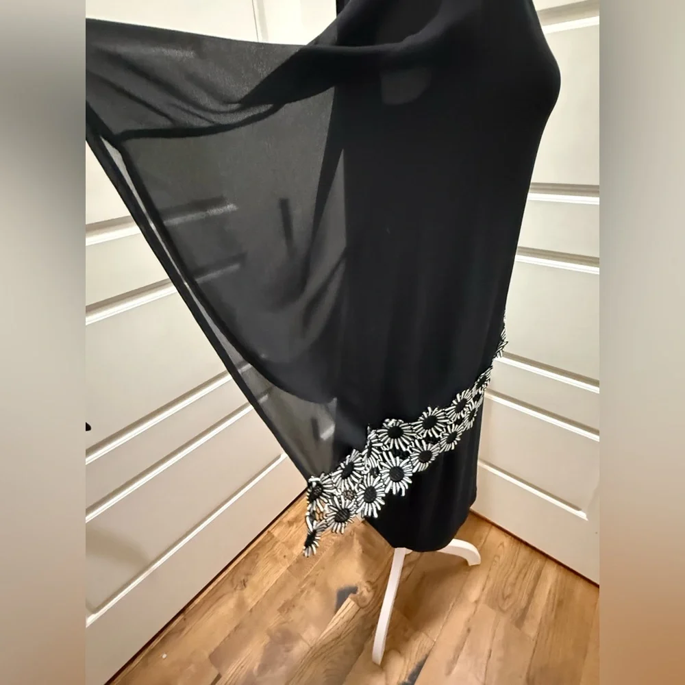 Joseph Ribkoff. Sheath Dress with Biased Cut Sheer Floral Trim Overlay. Size 6. - Picture 12 of 14